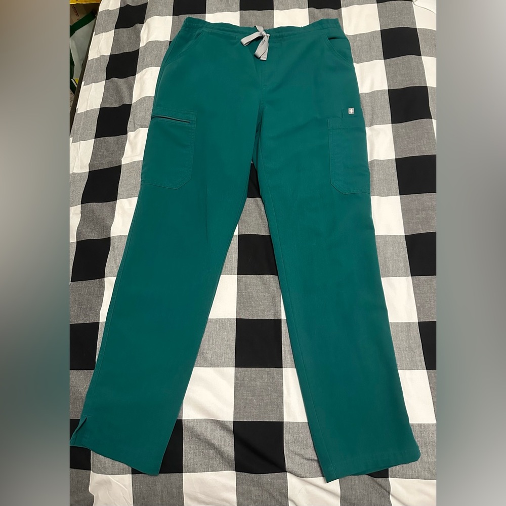 FIGS Hunter Green Yola Skinny Scrub Pants- Small Petite